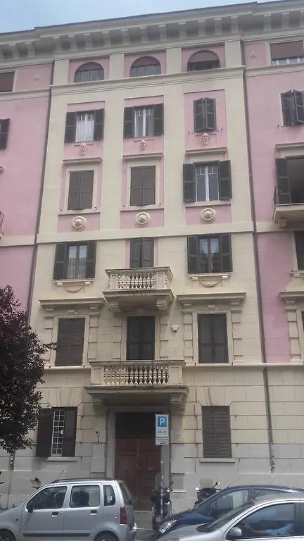 *** Guest house Mi.Ro Rooms Rome Italy